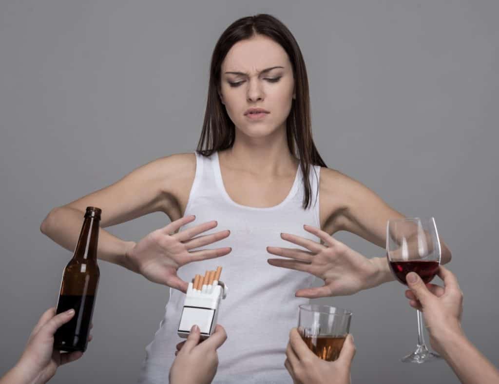 ¿Cuánto tiempo debe estar internado un adicto? 2 alcohol y depresion 3